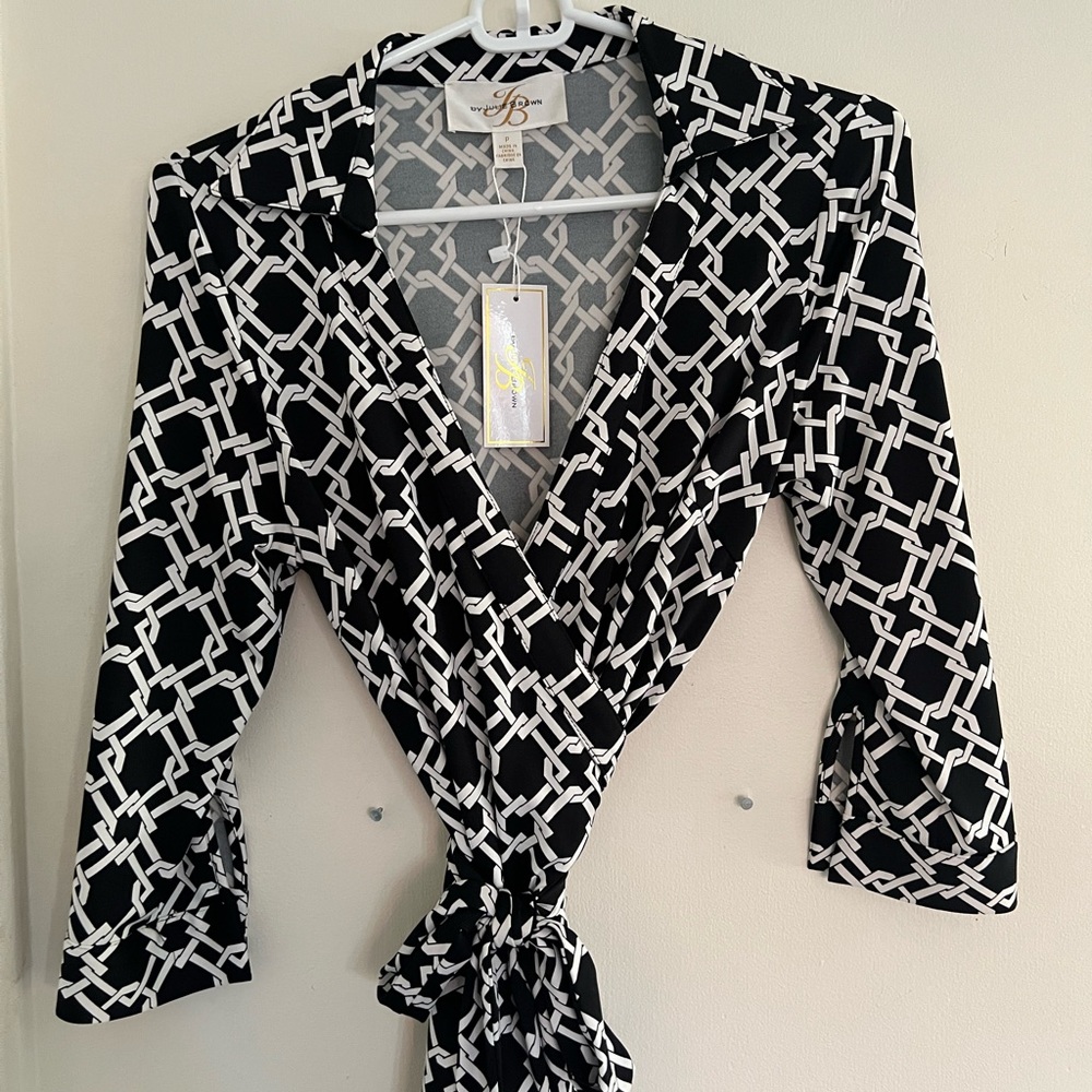 JB by Julie Brown wrap dress 3/4 sleeve